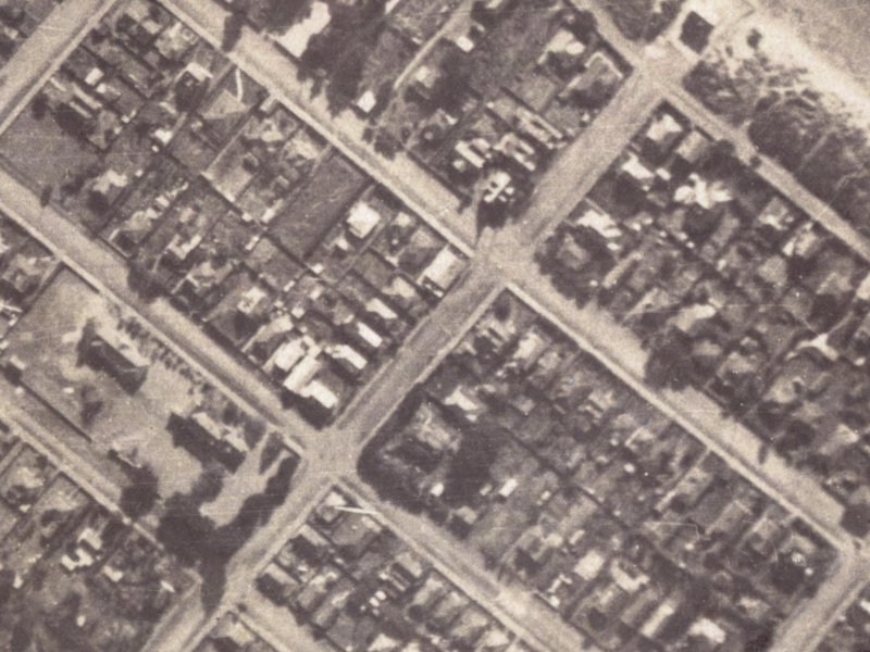 8–14 Hardwicke Street from the air, 1925-1929