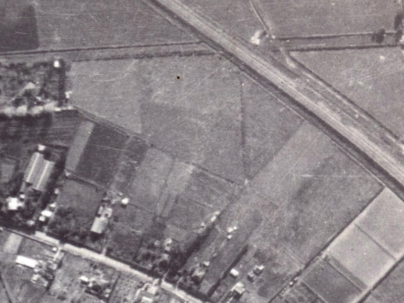 69 Laing Crescent from the air, 1925-1929