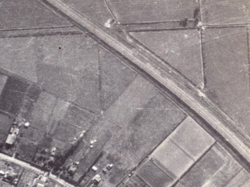 76 Laing Crescent from the air, 1925-1929