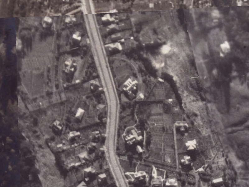 37 Hackthorne Road from the air, 1925-1929