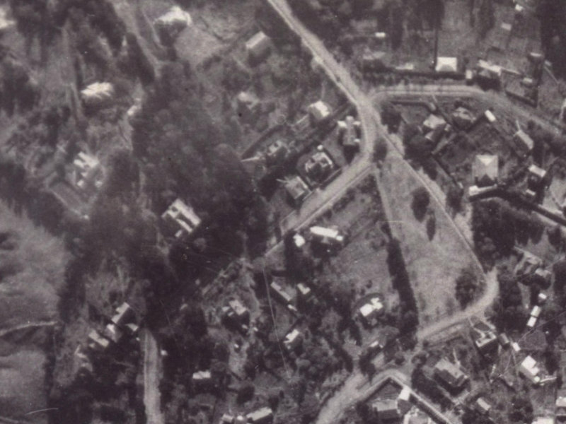 4 MacMillan Avenue from the air, 1925-1929
