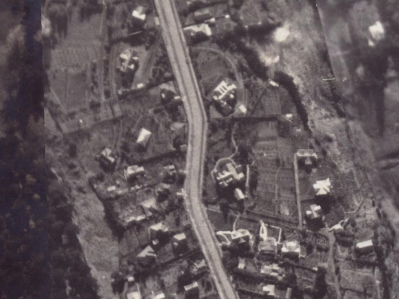 41 Hackthorne Road from the air, 1925-1929