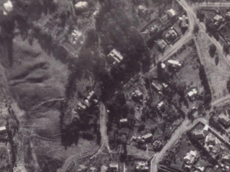 5-9 Macmillan Avenue from the air, 1925-1929