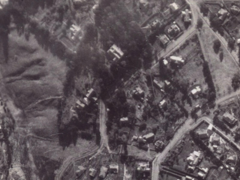 9 MacMillan Avenue from the air, 1925-1929