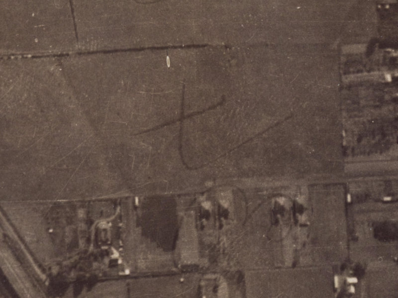 19 Cooks Lane from the air, 1925-1929