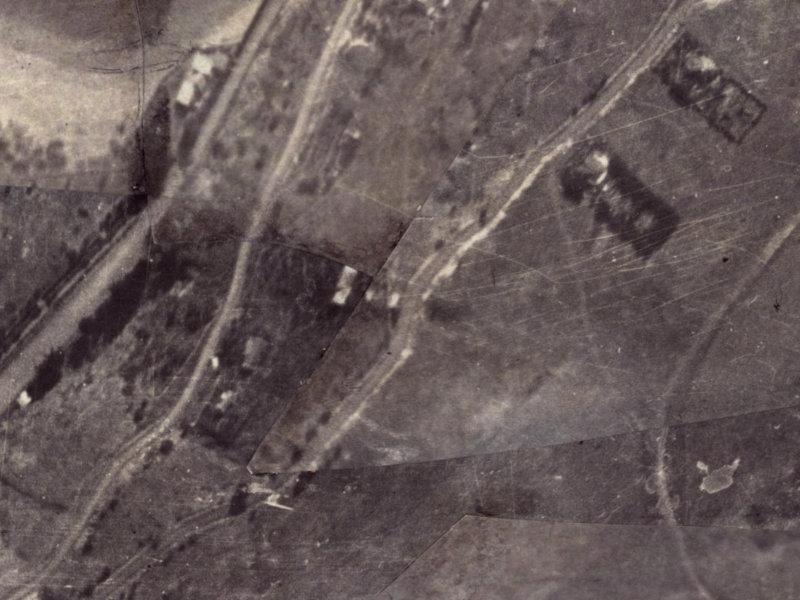 105 Scarborough Road from the air, 1925-1929