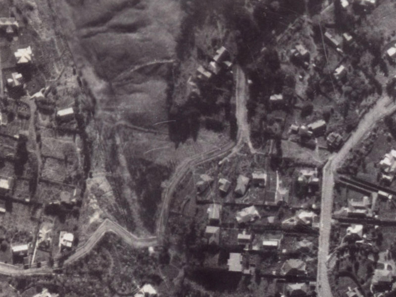 20A Macmillan Avenue from the air, 1925-1929
