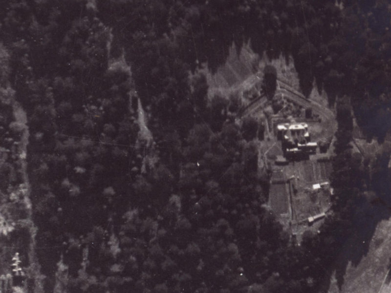 1–15 Lucknow Place from the air, 1925-1929