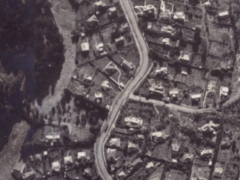 58A Hackthorne Road from the air, 1925-1929