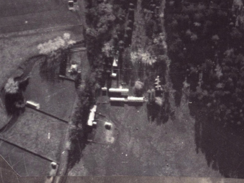 4 Holmcroft Ct from the air, 1925-1929