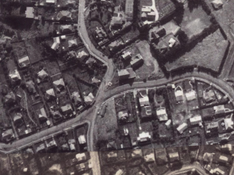 131A Hackthorne Road from the air, 1925-1929