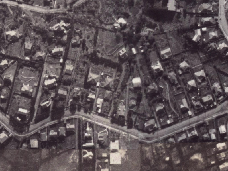 103 Hackthorne Road from the air, 1925-1929