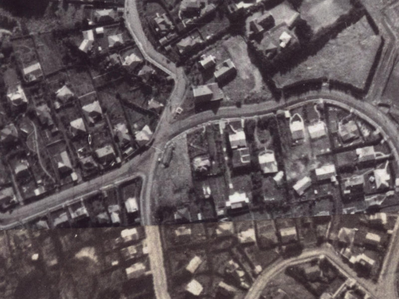 130 Hackthorne Road from the air, 1925-1929