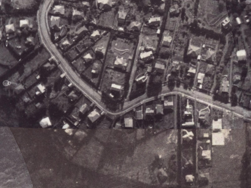 89 Hackthorne Road from the air, 1925-1929