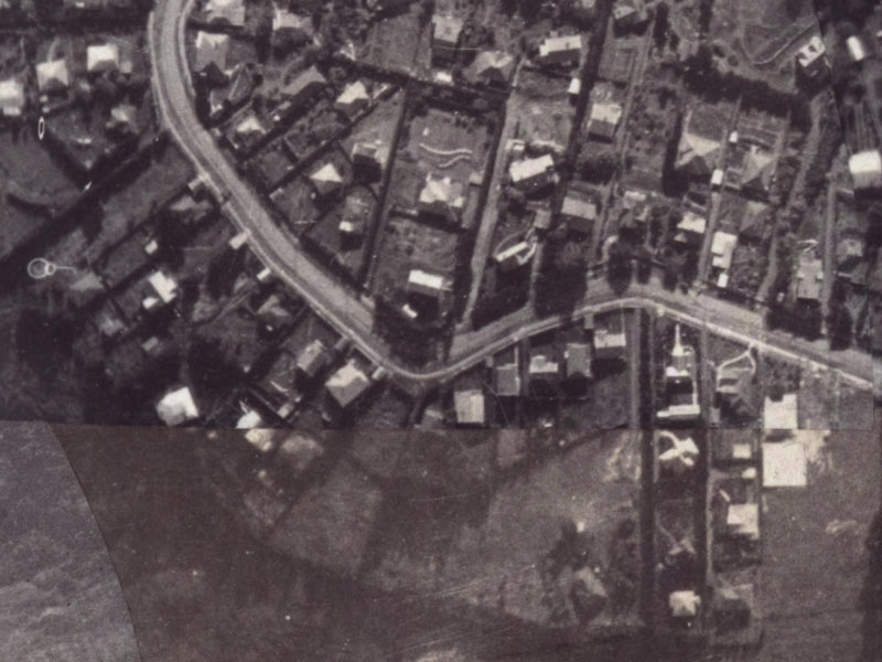 87 Hackthorne Road from the air, 1925-1929