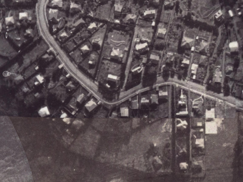 92 Hackthorne Road from the air, 1925-1929