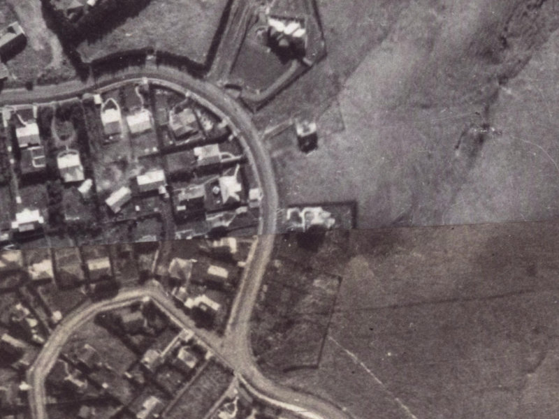 153 Hackthorne Road from the air, 1925-1929