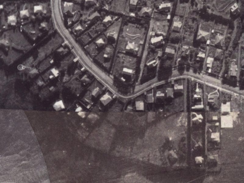 86 Hackthorne Road from the air, 1925-1929