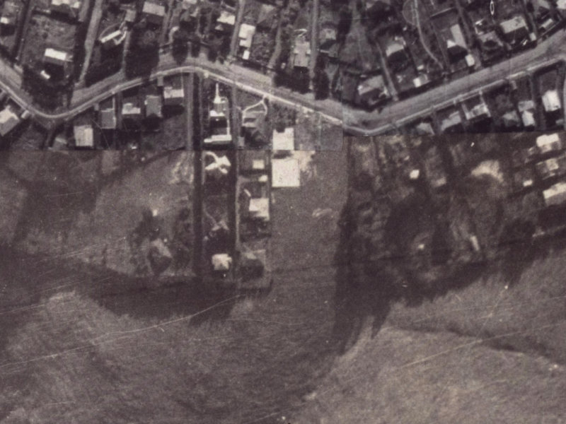 106 Hackthorne Road from the air, 1925-1929
