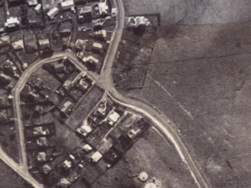 161A Hackthorne Road from the air, 1925-1929
