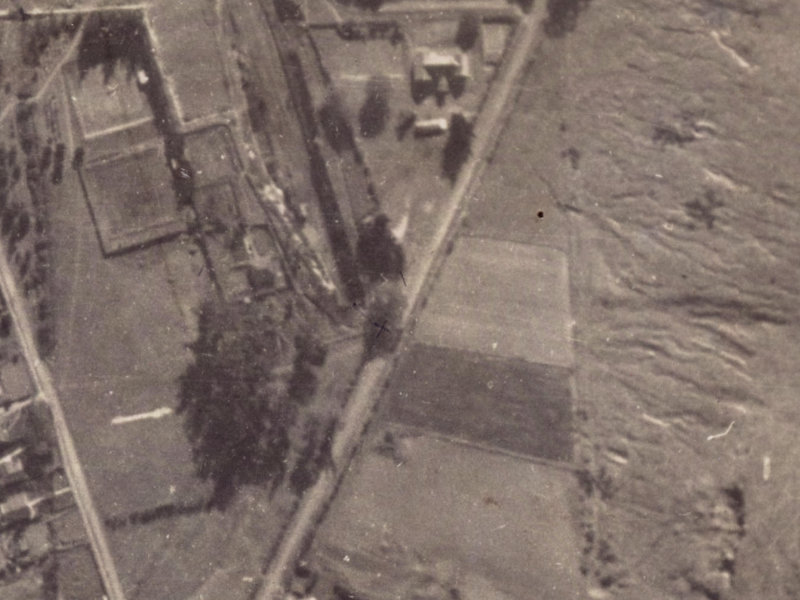 53 Bridle Path Road from the air, 1925-1929