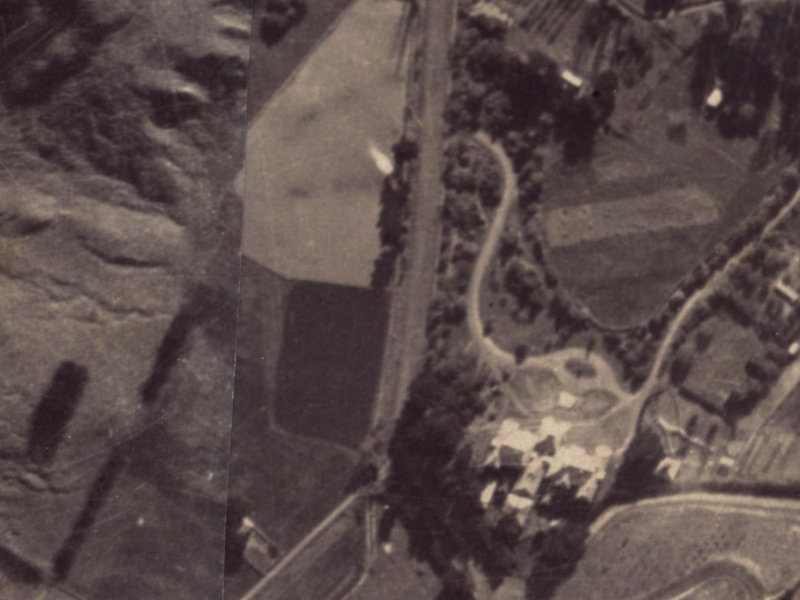 126 Wakefield Avenue from the air, 1925-1929