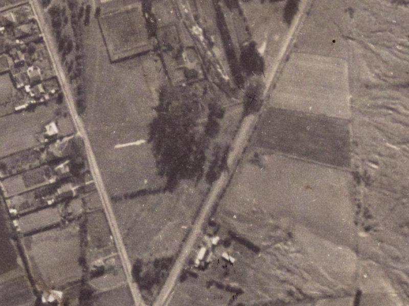 45 Bridle Path Road from the air, 1925-1929