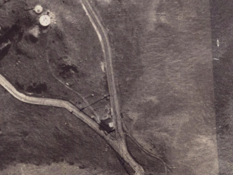 195–197 Hackthorne Road from the air, 1925-1929