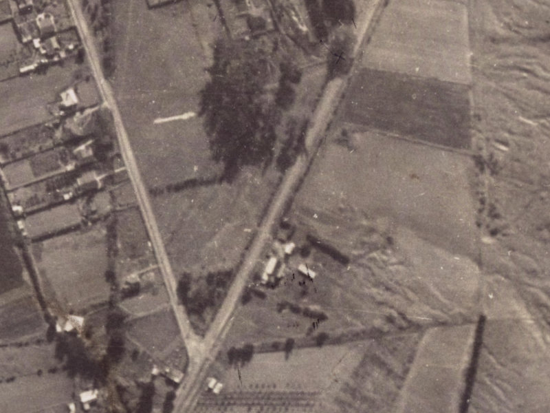 40 Bridle Path Road from the air, 1925-1929