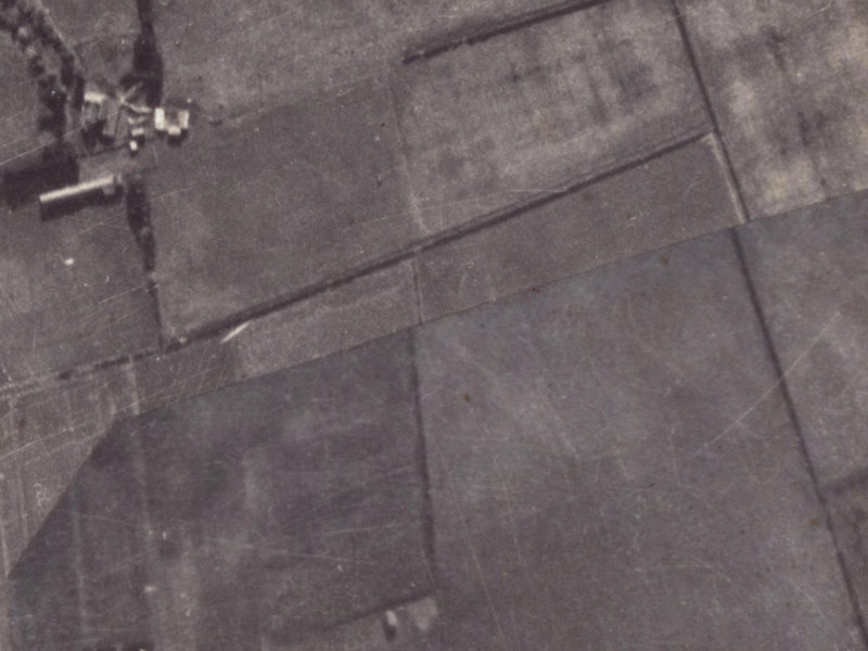 15 Irvines Track from the air, 1925-1929