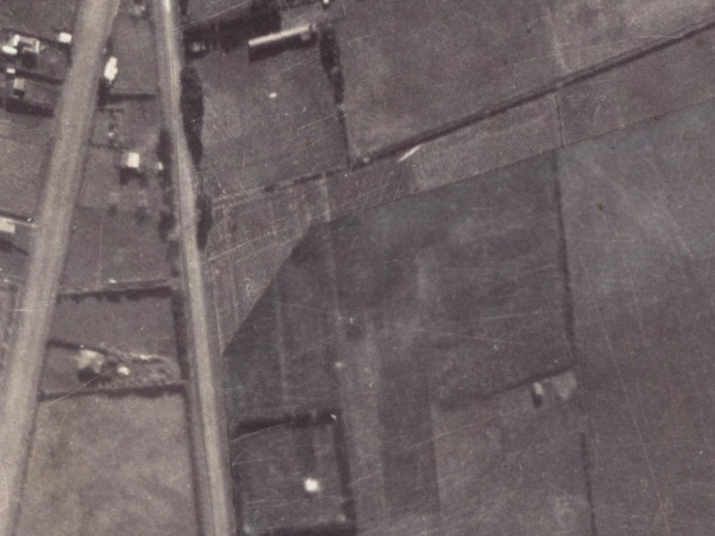 10 Irvines Track from the air, 1925-1929