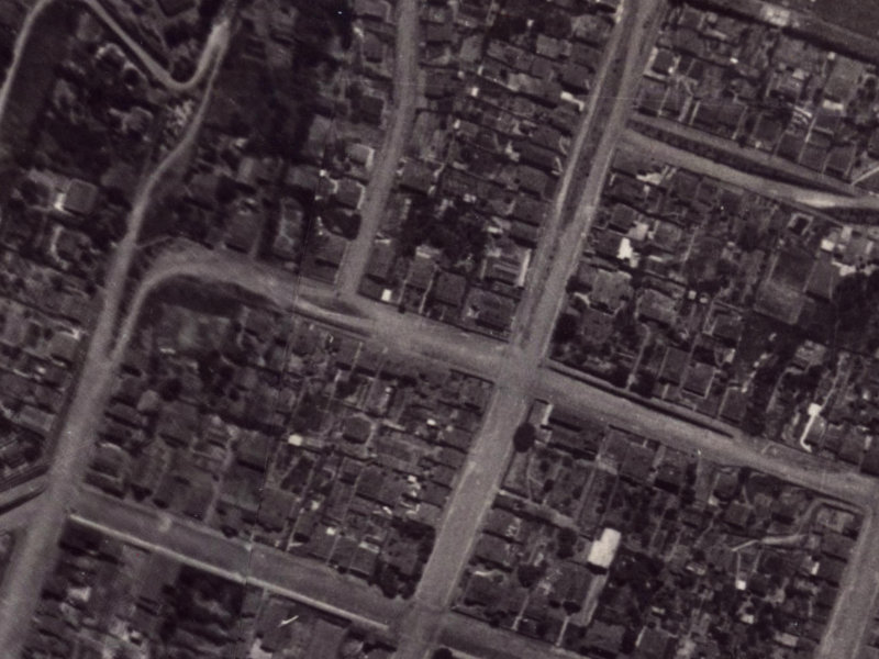 32 Exeter Street from the air, 1925-1929