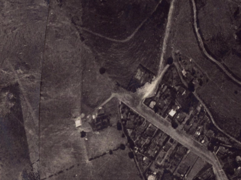 52 Voelas Road from the air, 1925-1929