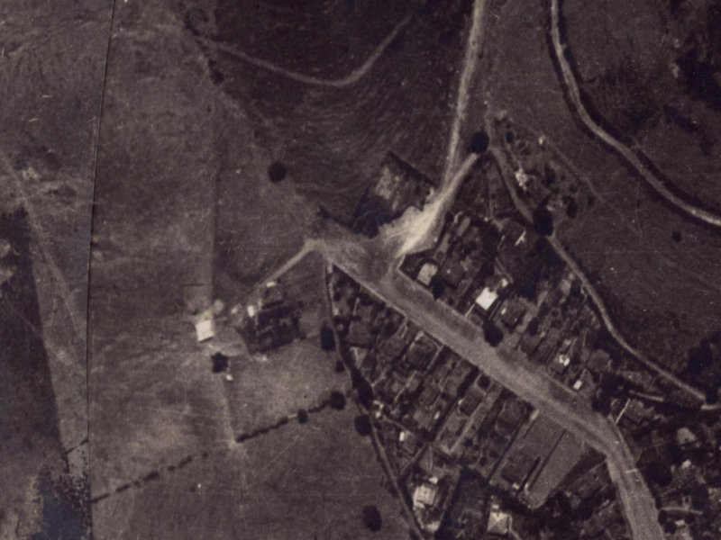49 Voelas Road from the air, 1925-1929