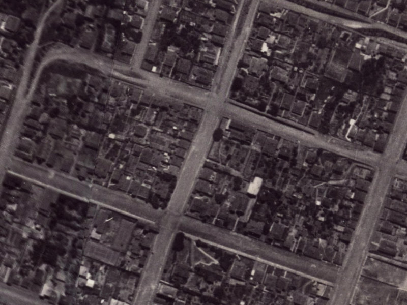 37-49 Canterbury Street from the air, 1925-1929
