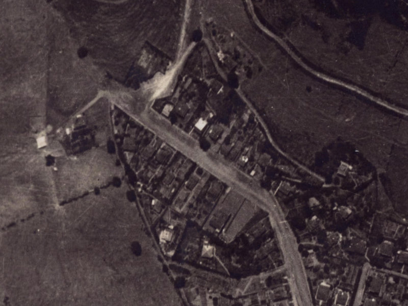 41D Voelas Road from the air, 1925-1929
