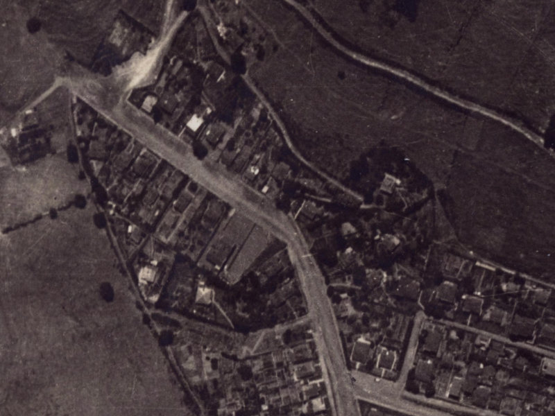 35 Voelas Road from the air, 1925-1929