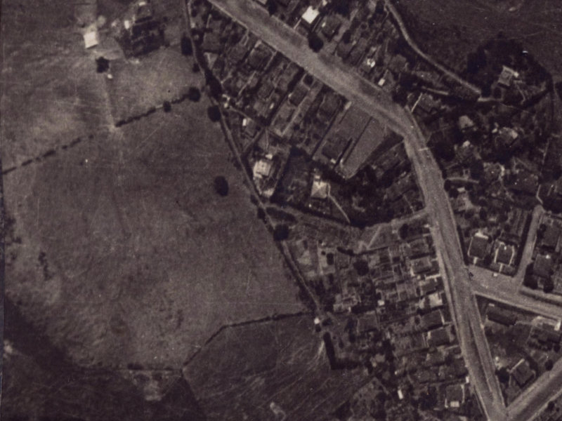 9 Walkers Road from the air, 1925-1929
