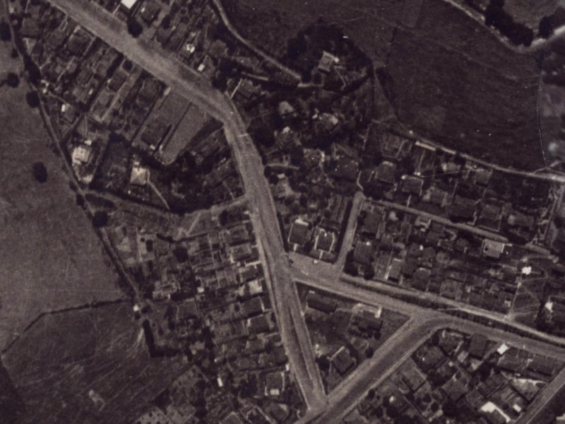 20 Voelas Road from the air, 1925-1929