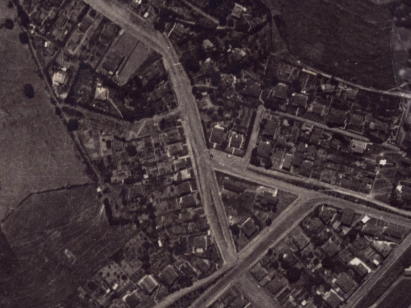 25 Voelas Road from the air, 1925-1929