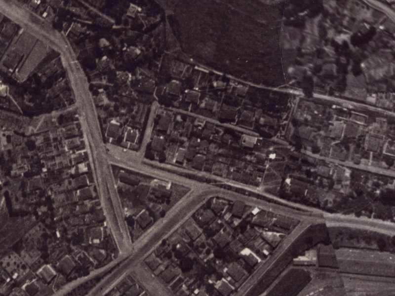 24 Simeon Quay from the air, 1925-1929