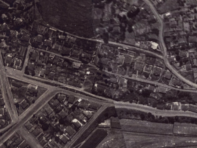 13 Cunningham Terrace from the air, 1925-1929