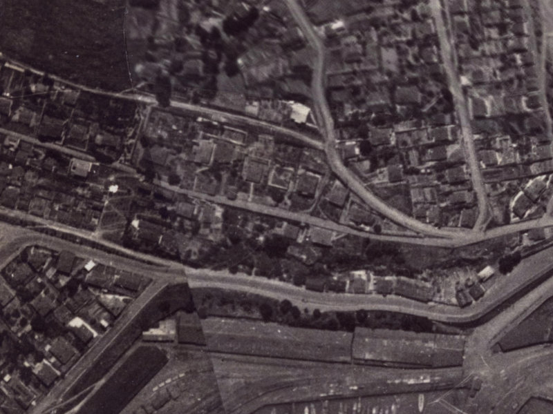 10 Cunningham Terrace from the air, 1925-1929