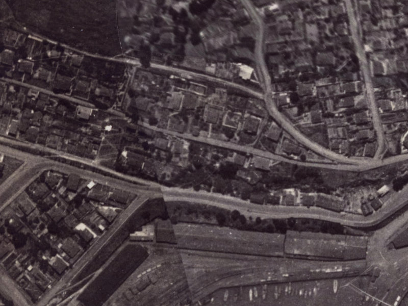 7 Cunningham Terrace from the air, 1925-1929