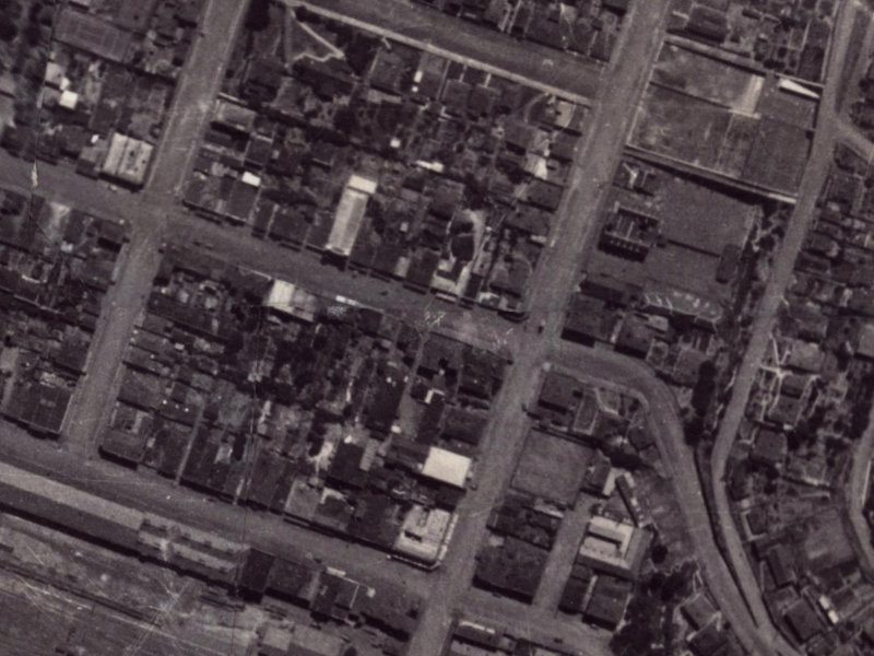 9-11 London Street from the air, 1925-1929