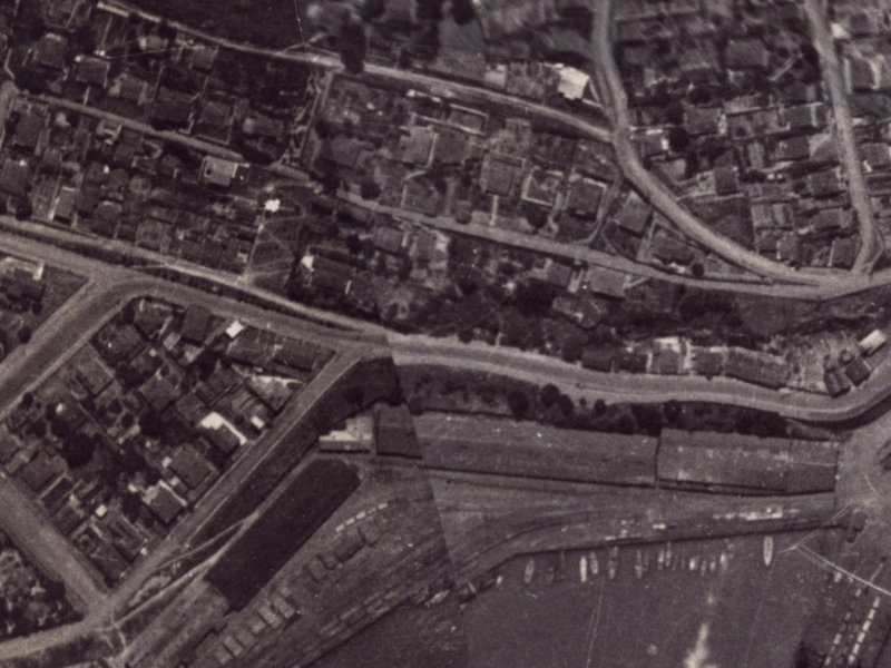 10 Simeon Quay from the air, 1925-1929