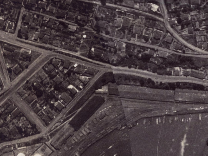 4–18 Godley Quay from the air, 1925-1929
