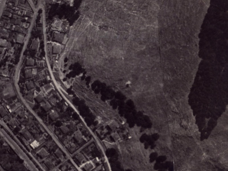 28 Gilmour Terrace from the air, 1925-1929
