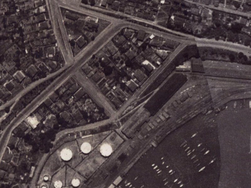 16 Godley Quay from the air, 1925-1929
