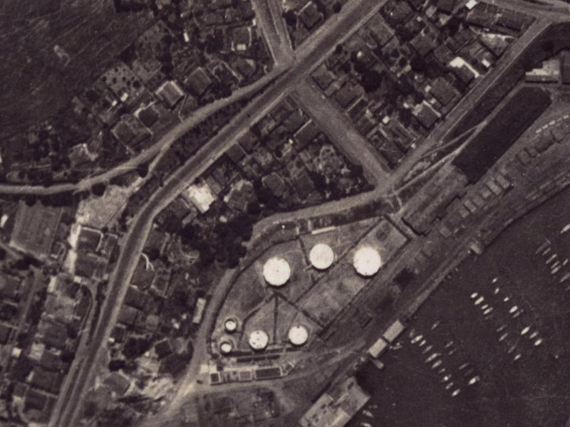 24 Godley Quay from the air, 1925-1929